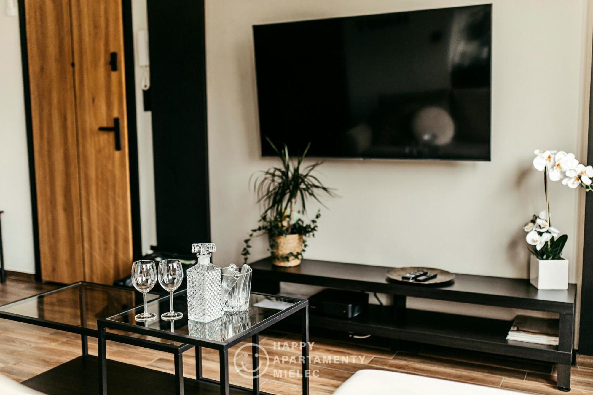 Happy Place - Apartamentyhappy Pl Apartment Mielec